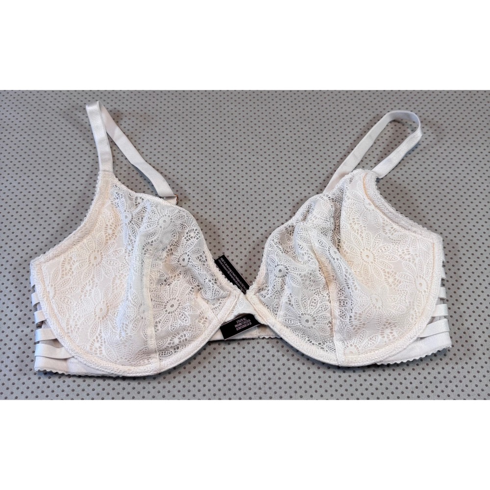 Victoria's Secret Cream Floral Lace Unlined Bra 38DD Strappy Sexy Cage Detail